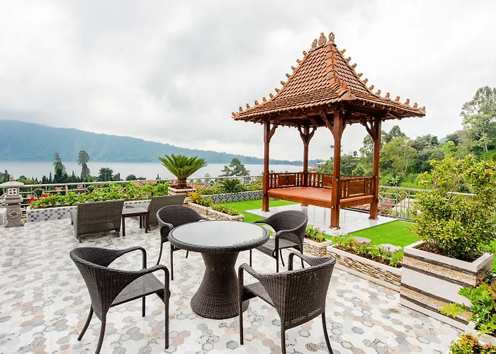 Hotel Dedanau Bedugul (Bali)