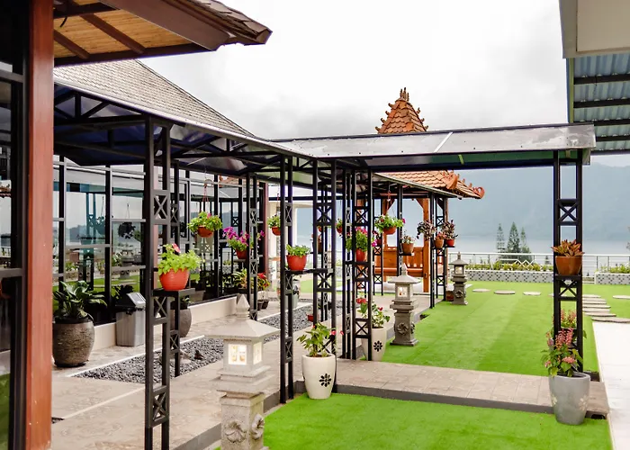 Hotel Dedanau 3*